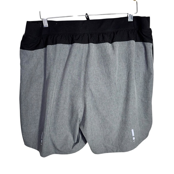 Old Navy Men's Activewear Shorts Size XL - Picture 2 of 8